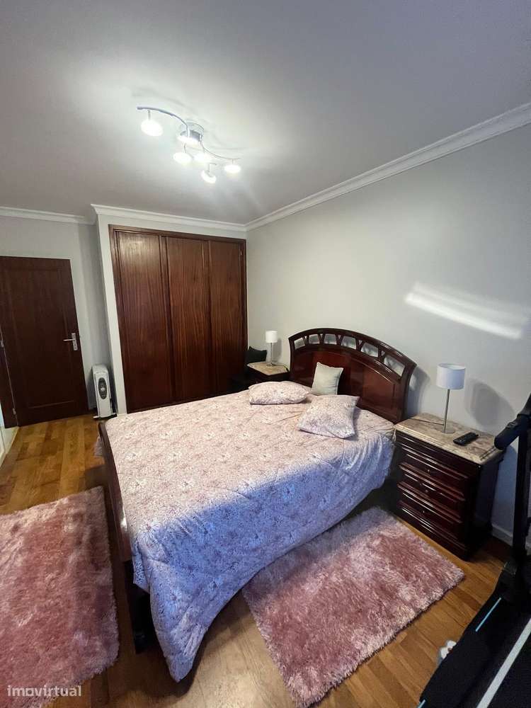 Apartamento T 3 em bom estado próximo Praia vila Cha-19