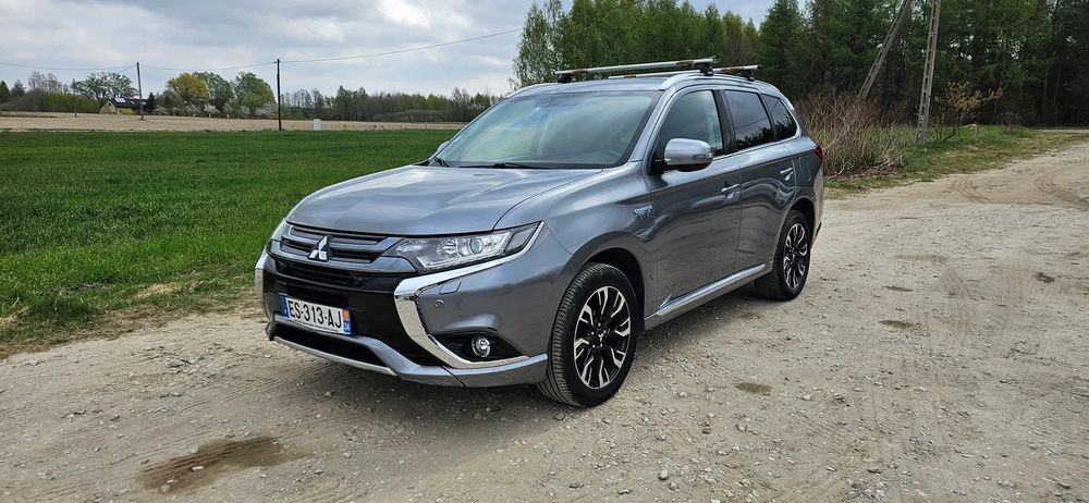 Mitsubishi Outlander III 2017