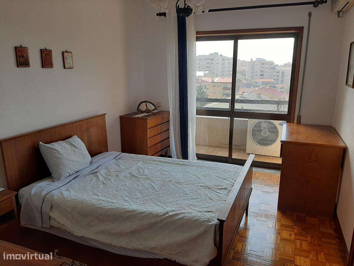 Quarto - localizado em Rio Tinto Porto - Grande imagem: 4/10