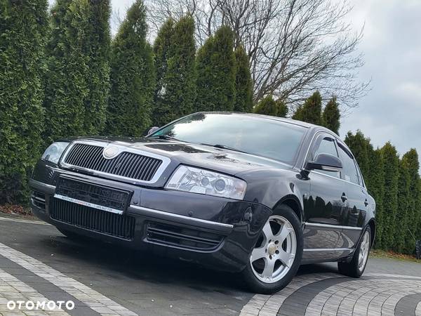 Skoda Superb 2.0 TDI DPF Elegance - 3