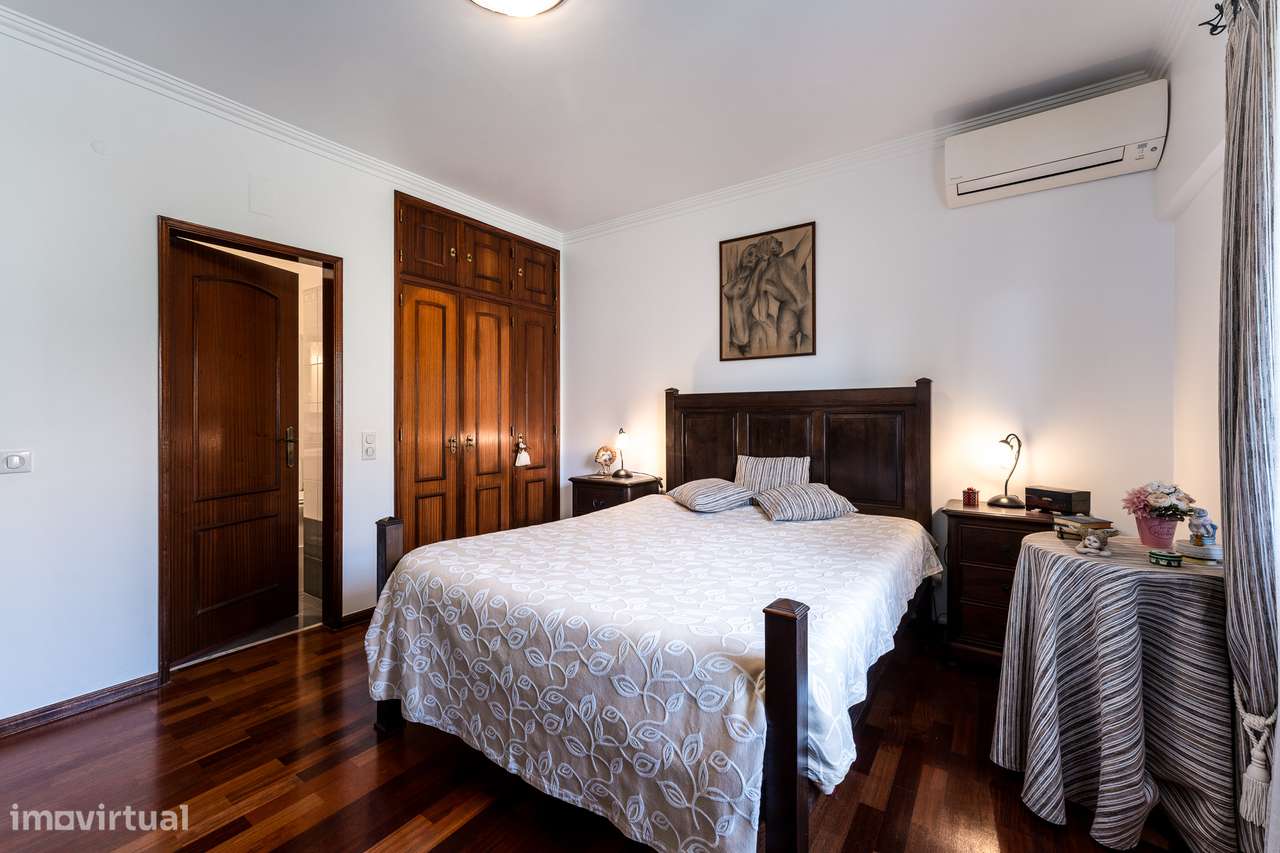 Moradia, 5 quartos, Sintra, Rio de Mouro-24