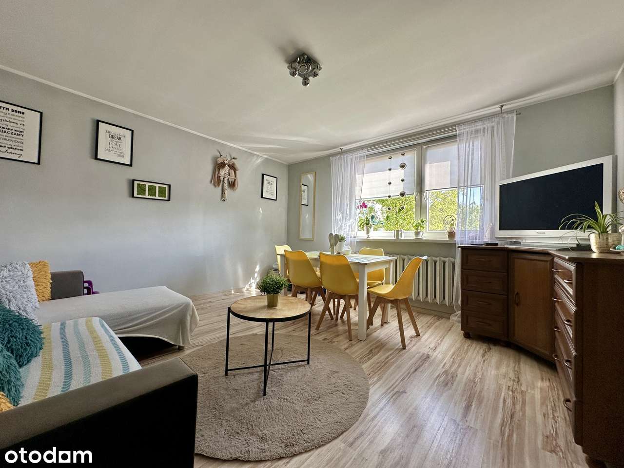 Mieszkanie z ogródkiem w wolnostojącym 2-lokalowym budynku mieszkalnym-0