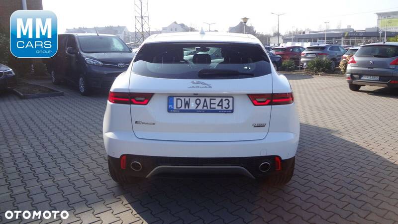 Jaguar E-Pace - 4