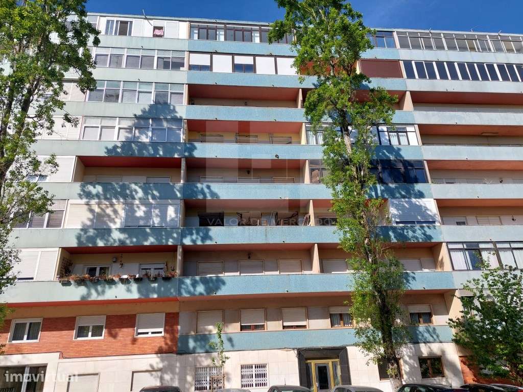 Apartamento T3 EM REMODELAÇÃO, 3º andar, Rua Engenheiro Nobre Guedes-12