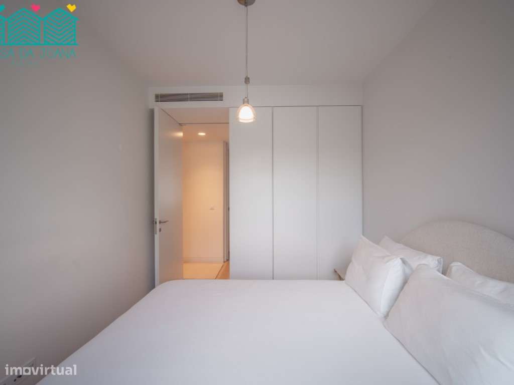 Apartamento T4 com Lugares de Garagem no Centro de Lisboa-47