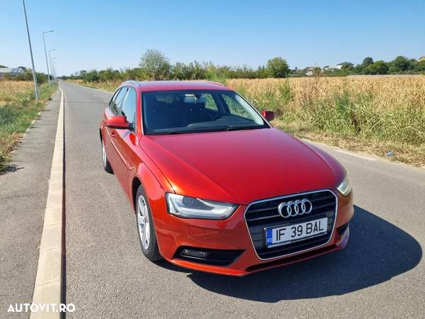 Audi A4 Avant 2.0 TDI ultra S tronic - 2