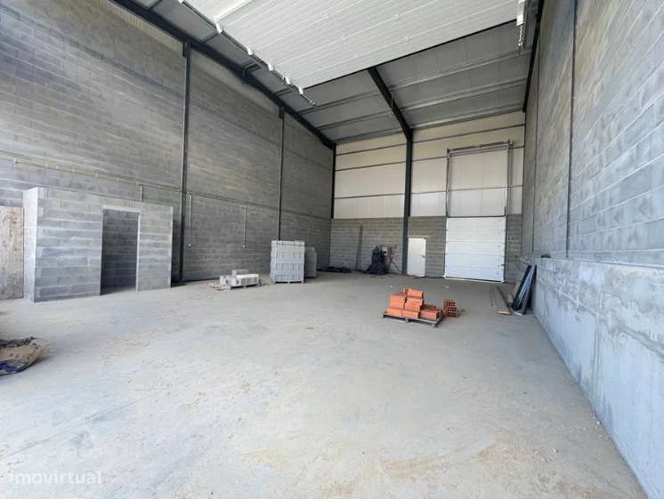 Armazem 150 M2 + 54 Logradouro  Vila Meã | Amarante | - Grande imagem: 5/8