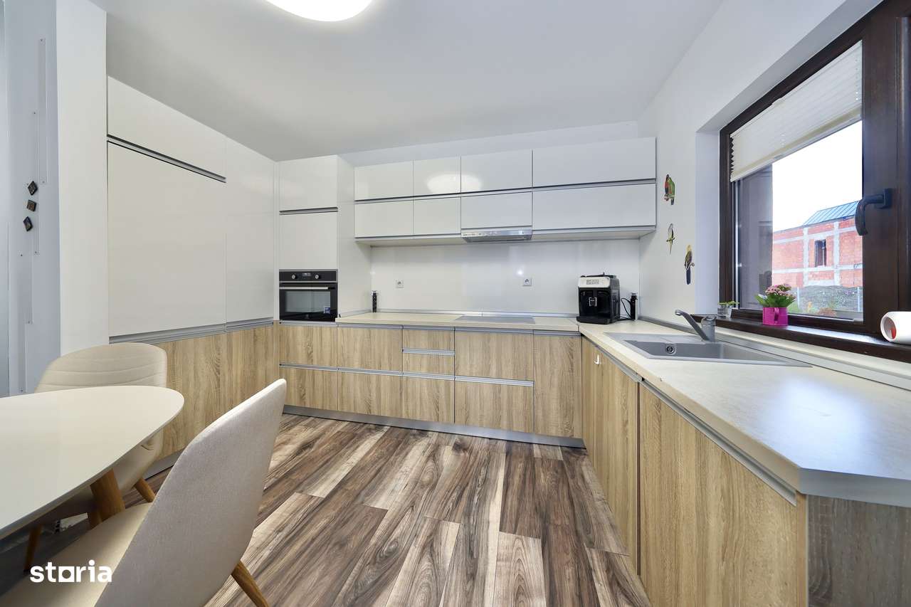 Casă individuală cu 4 camere de vânzare în Cristian, Brasov-8