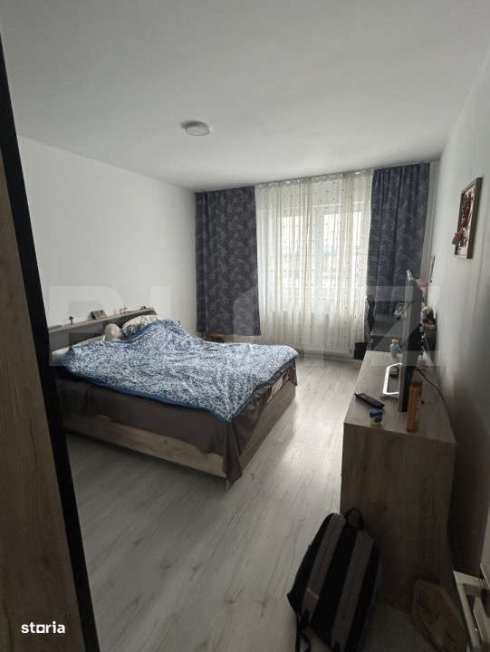 Apartament cu 3 camere, 68 mp, etaj intermediar, zona Tractorul - Imagine principală: 5/10