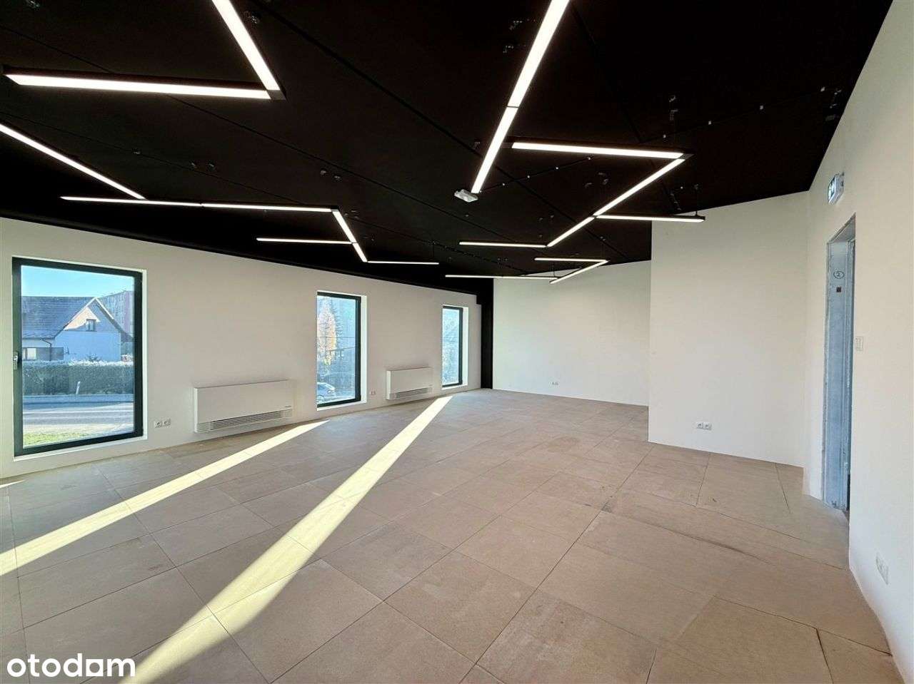 Nowoczesny lokal położony w Oświęcimiu - Pełny obrazek: 3/8
