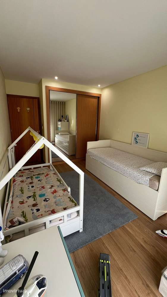 T3 com piscina e garagem em Ermesinde-19