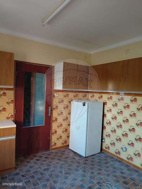 Moradia T6 para venda-13