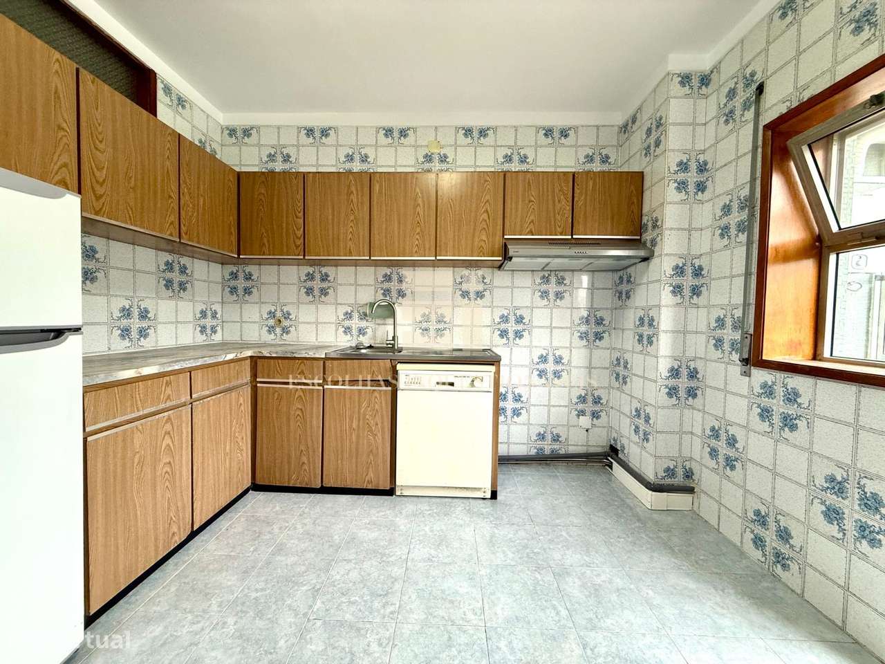 Apartamento T3 Venda em Ramalde,Porto-5