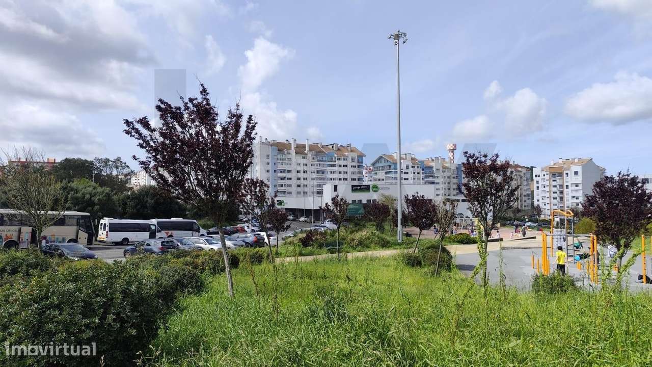 Terreno Urbano | 225 m2 de construção| Oportunidade Única em Zona de E - Grande imagem: 5/15