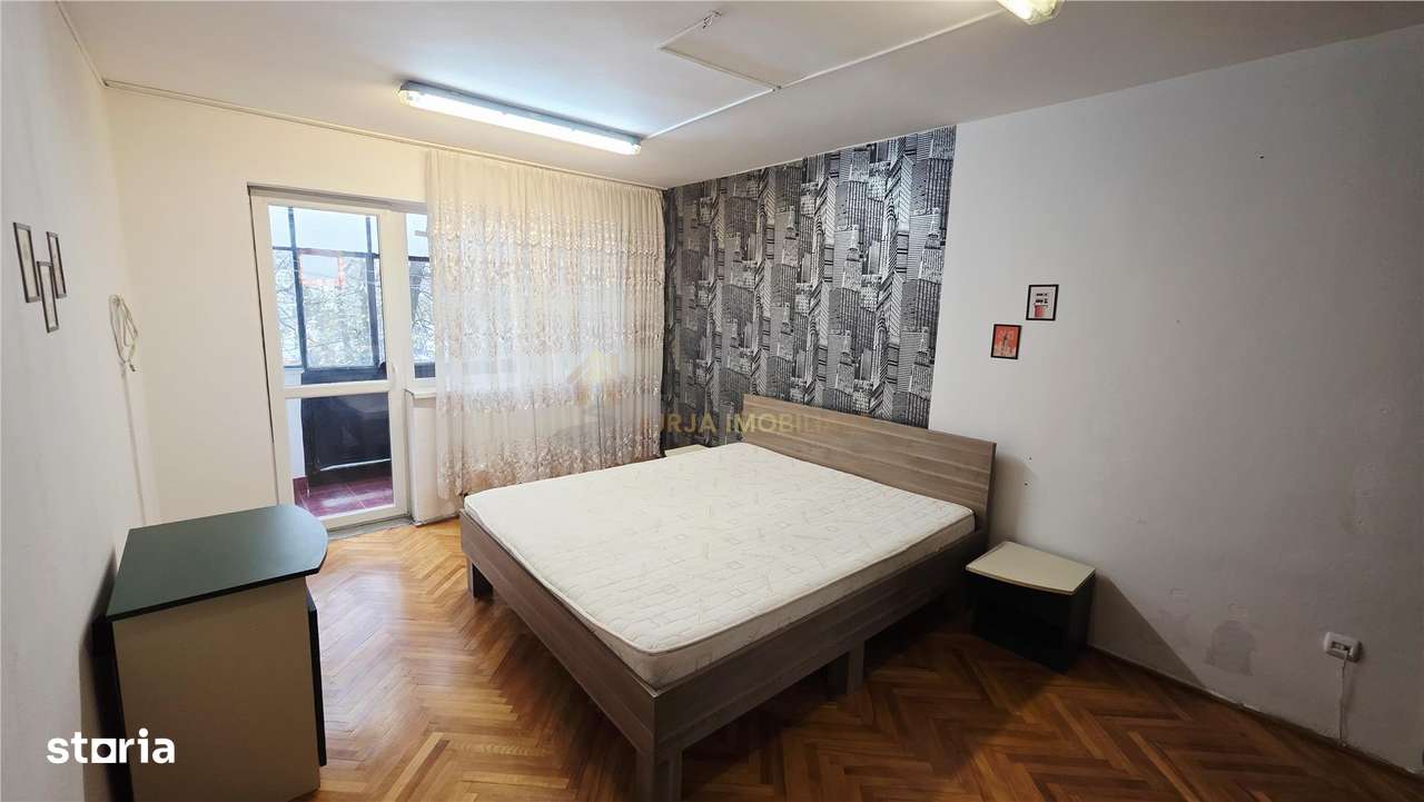 APARTAMENT 3 CAMERE 72 MP ZONA BUCIUM MANASTUR-12