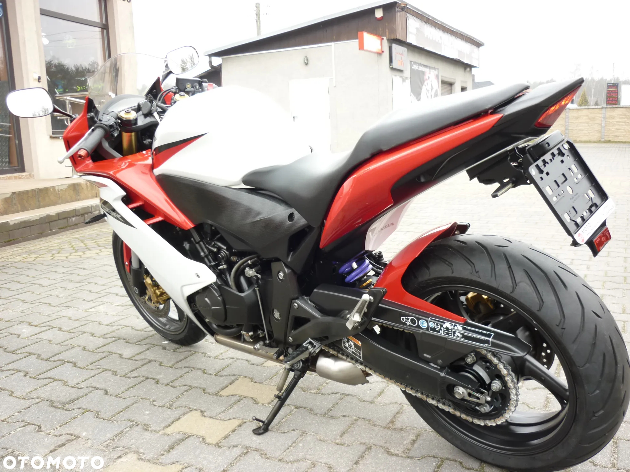 Honda CBR - 26