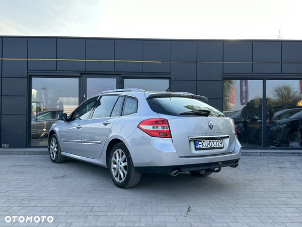 Renault Laguna 2.0 dCi Initiale - 10