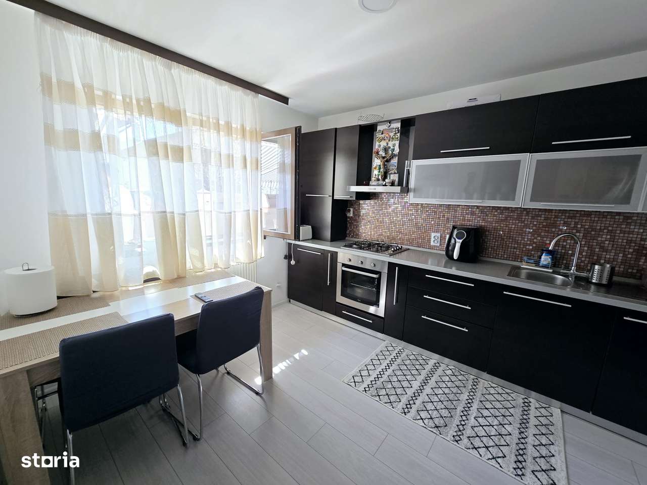 Casa, 107 m²,  - Imagine principală: 2/8
