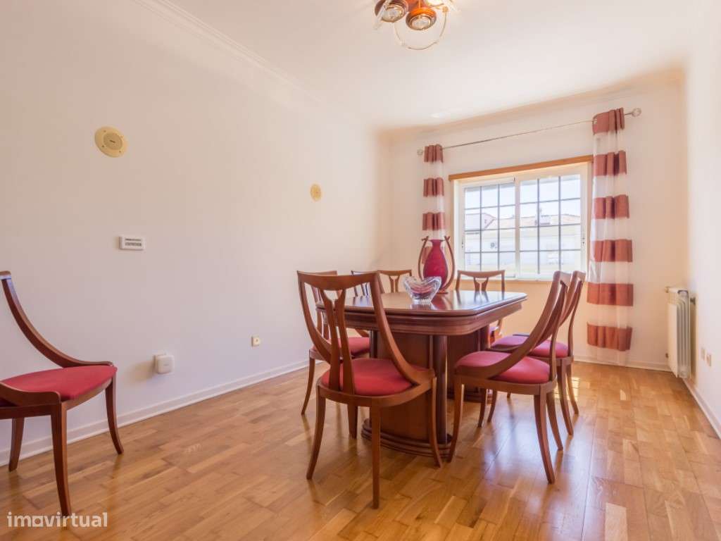 Apartamento T4 - Zona Premium - Seixal-14