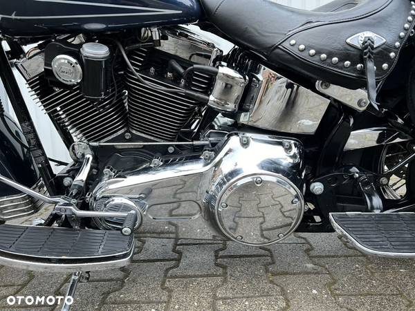 Harley-Davidson Softail Heritage Classic - 16