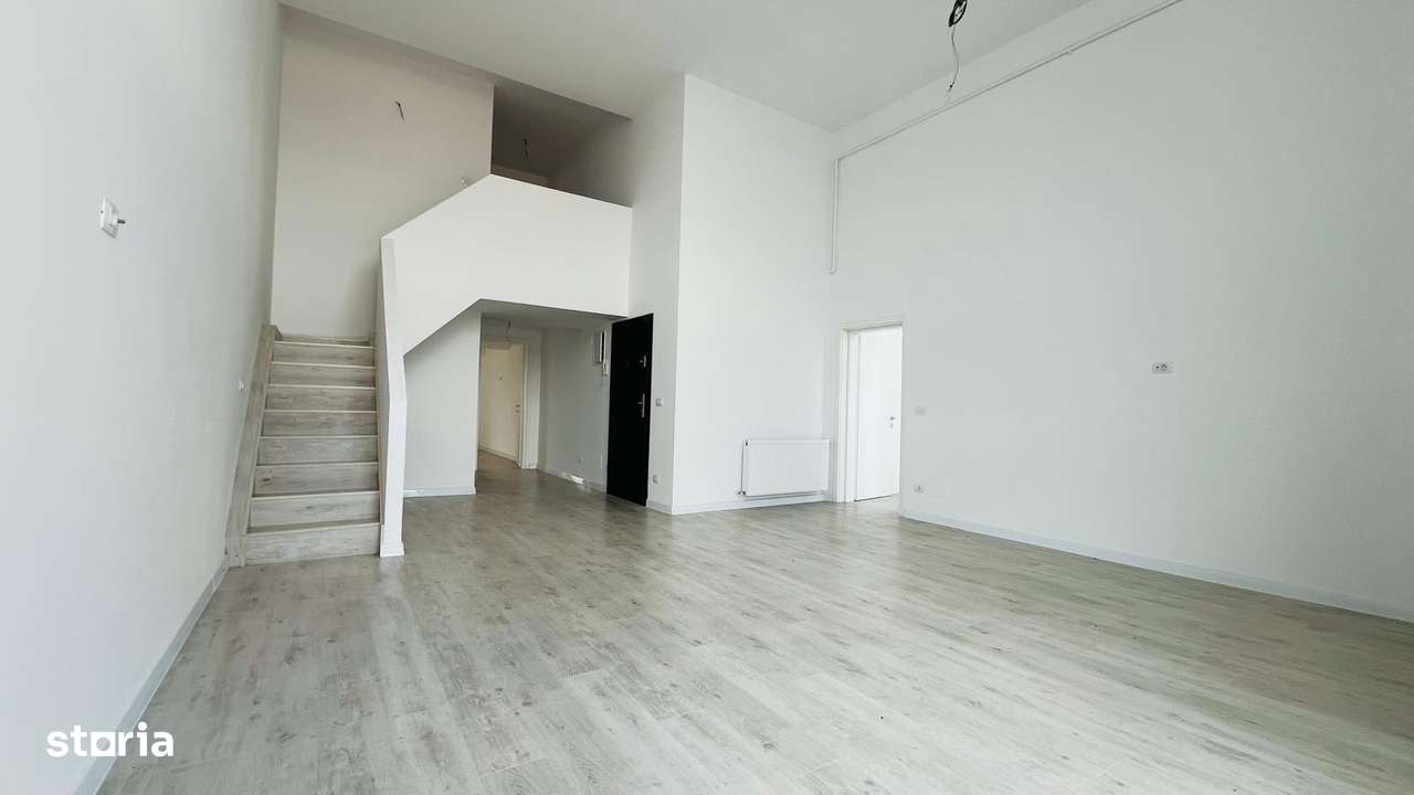 Apartament De Vanzare In Sebes, 4 Camere. Scara Interioara - Imagine principală: 4/20