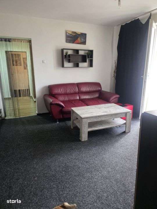 Apartament cu 3 camere zona lidl-5