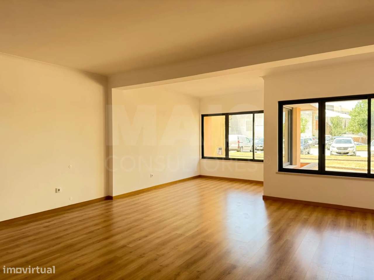 Apartamento T2 Semi-Novo | Terraço | Garagem | Bombarral-4