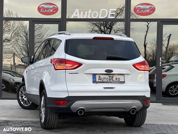 Ford Kuga - 4