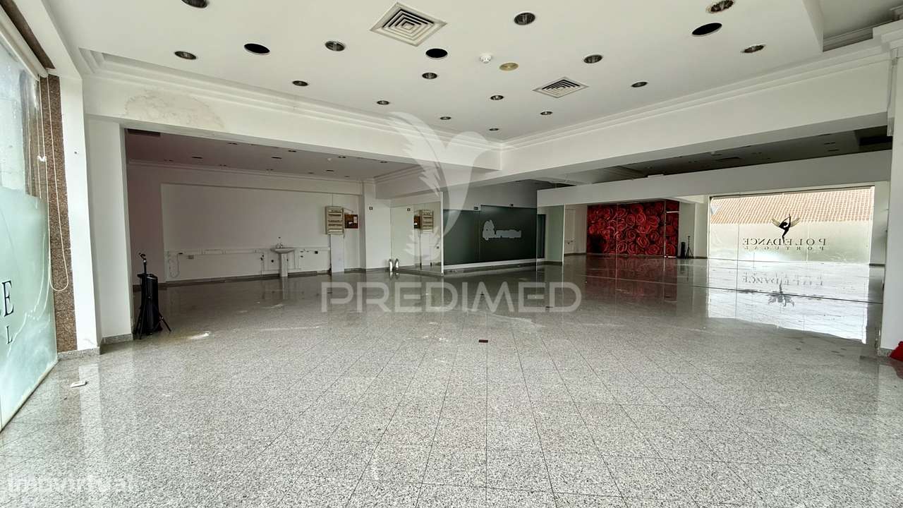 Loja 200m2 em Almada - Grande imagem: 4/9