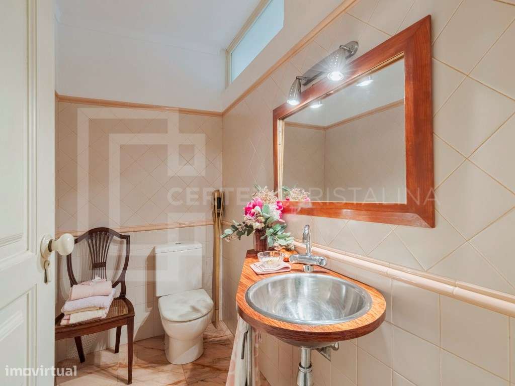 Moradia de Charme T4 com Piscina Coberta em Palmela-22
