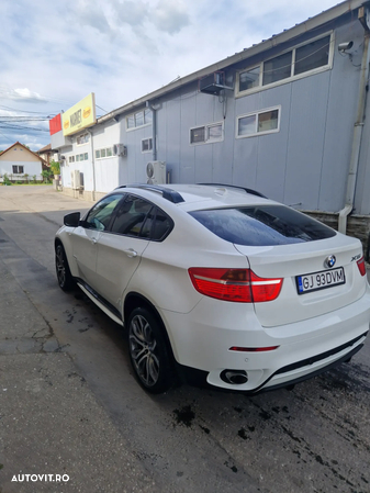 BMW X6 xDrive40d - 8