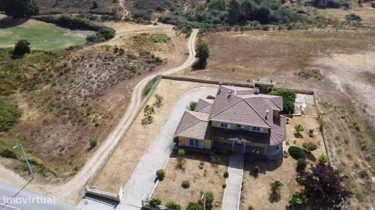 Terreno de 2145 m² em Valtorno e Mourão, Vila Flor - Grande imagem: 5/12