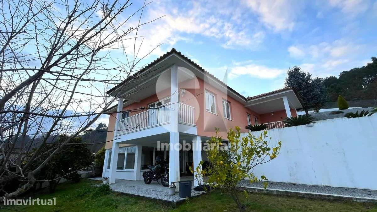 Moradia T3 - Grande imagem: 2/46