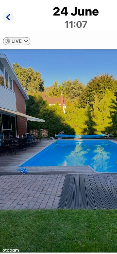 Dom z dużym ogrodem na osiedlu Zielonym-4