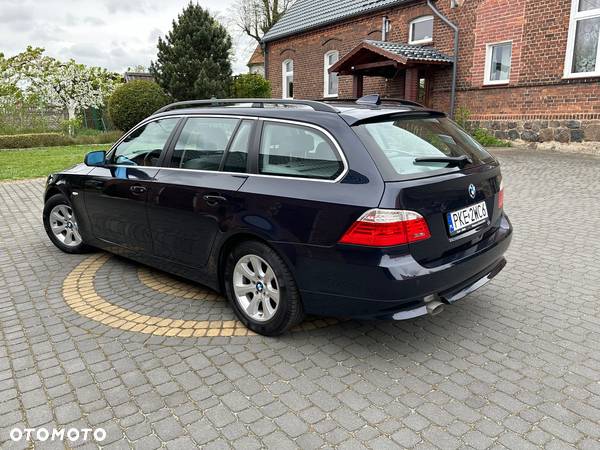 BMW Seria 5 520d Touring Special Edition - 13