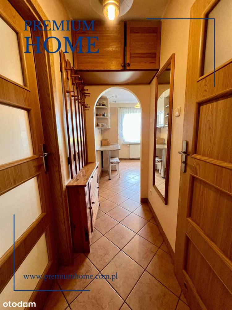 Zadbana, duża kawalerka z piwnicą i garażem!-7