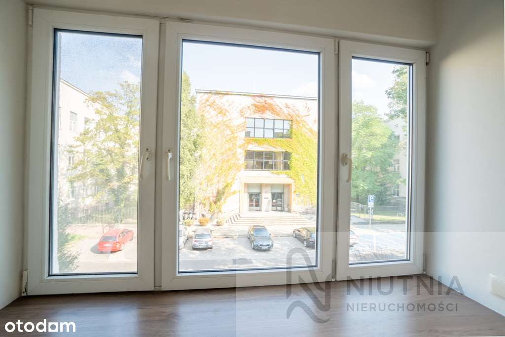 3-pokojowe mieszkanie z balkonem – ul. Pasteura-3