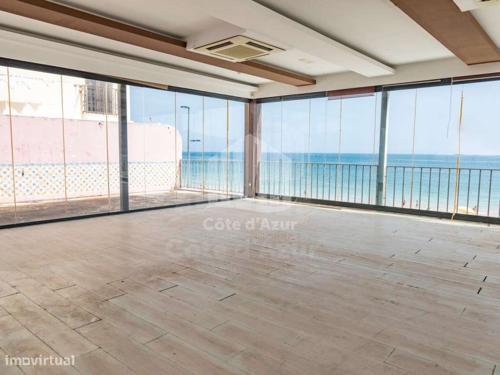 Prédio T7 na Primeira Linha da Praia em Sesimbra - Grande imagem: 3/30