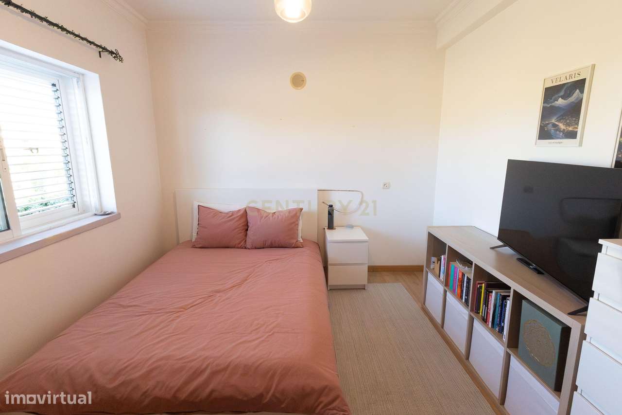 Moradia T4+1 em Condomínio Fechado – Alfacenhas Vila-23