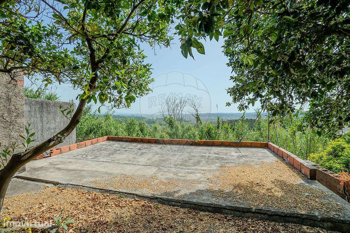 Moradia T2 para venda-16