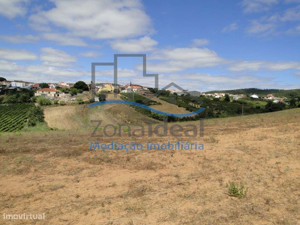 Terreno localizado em Penafirme da Ventosa, Alenquer-5