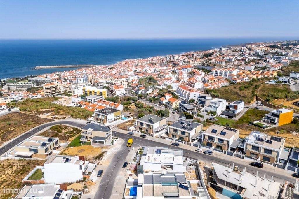 Moradia T4 de Luxo com Vista Mar: O Seu Refúgio Na Ericeira!-13