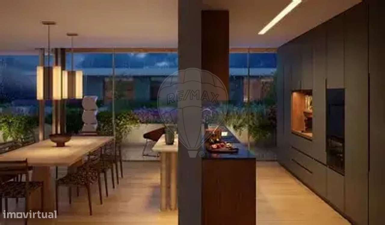 Apartamento T4 para venda-0