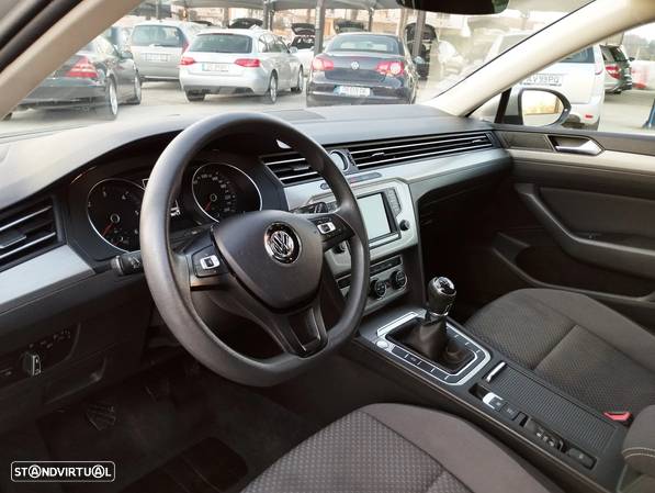 VW Passat Variant 1.6 TDI BlueMotion - 7