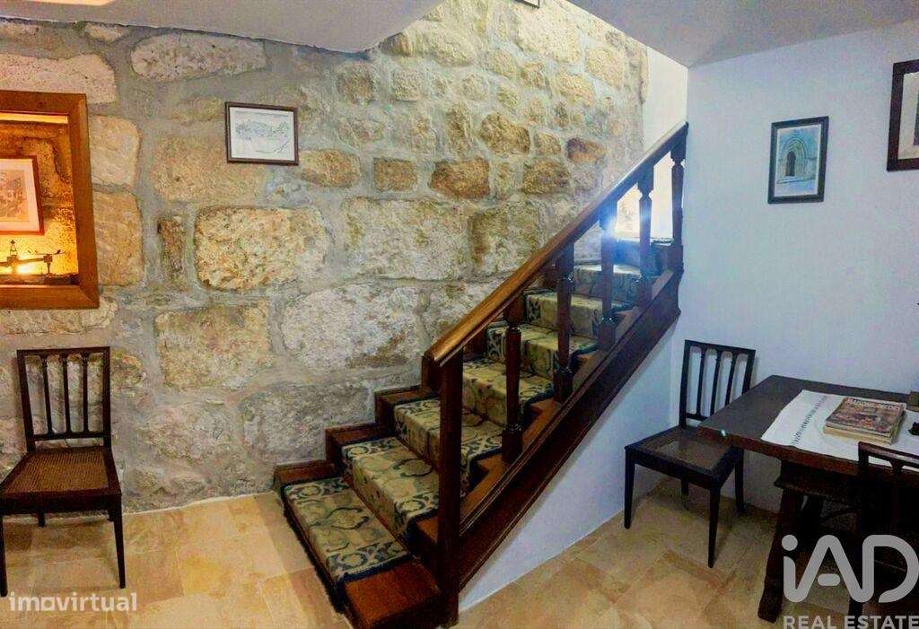 Casa / Villa T4 em Vouzela e Paços de Vilharigues de 210,00 m2 - Grande imagem: 5/30