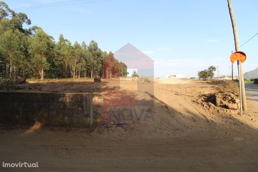 Terreno para construção, Loureira