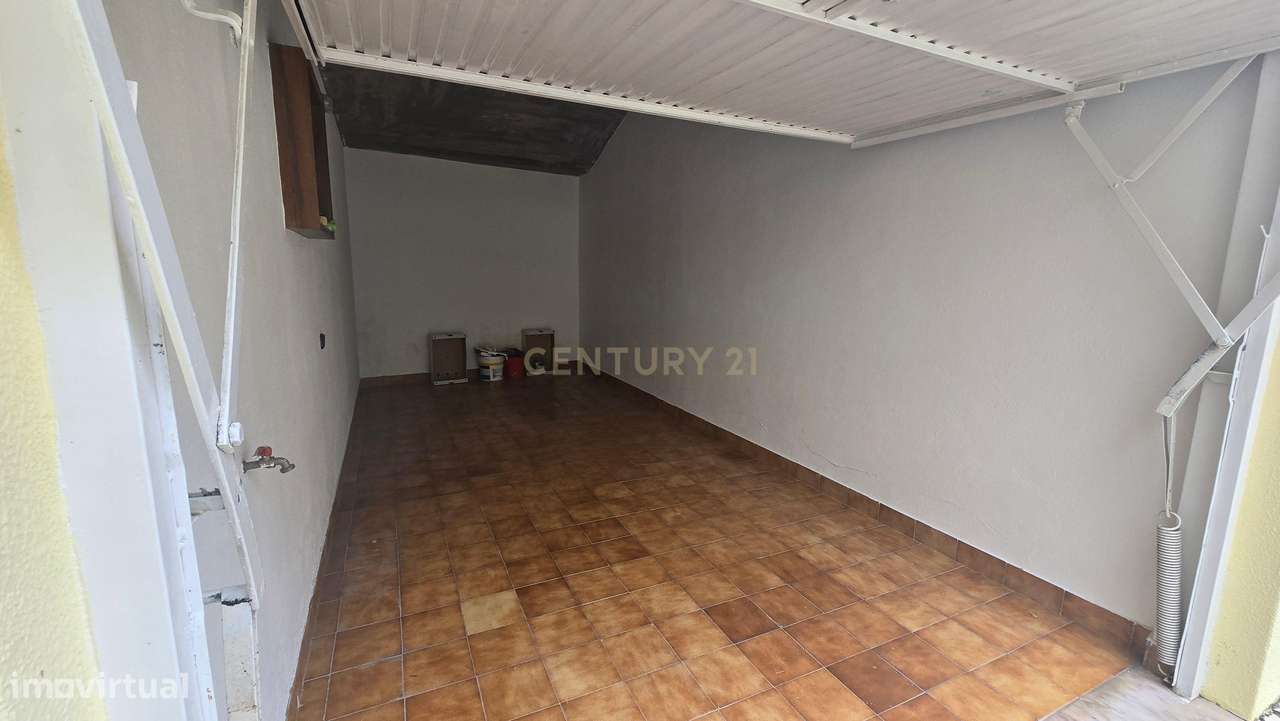 Garagem Box para arrendar na Quinta da Bicuda em Cascais - Grande imagem: 5/7