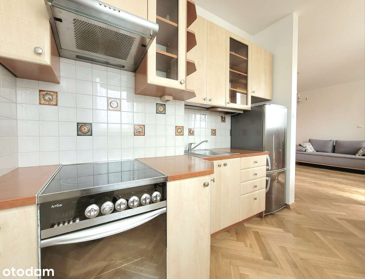 Wygodna kawalerka z garażem - Pełny obrazek: 4/8