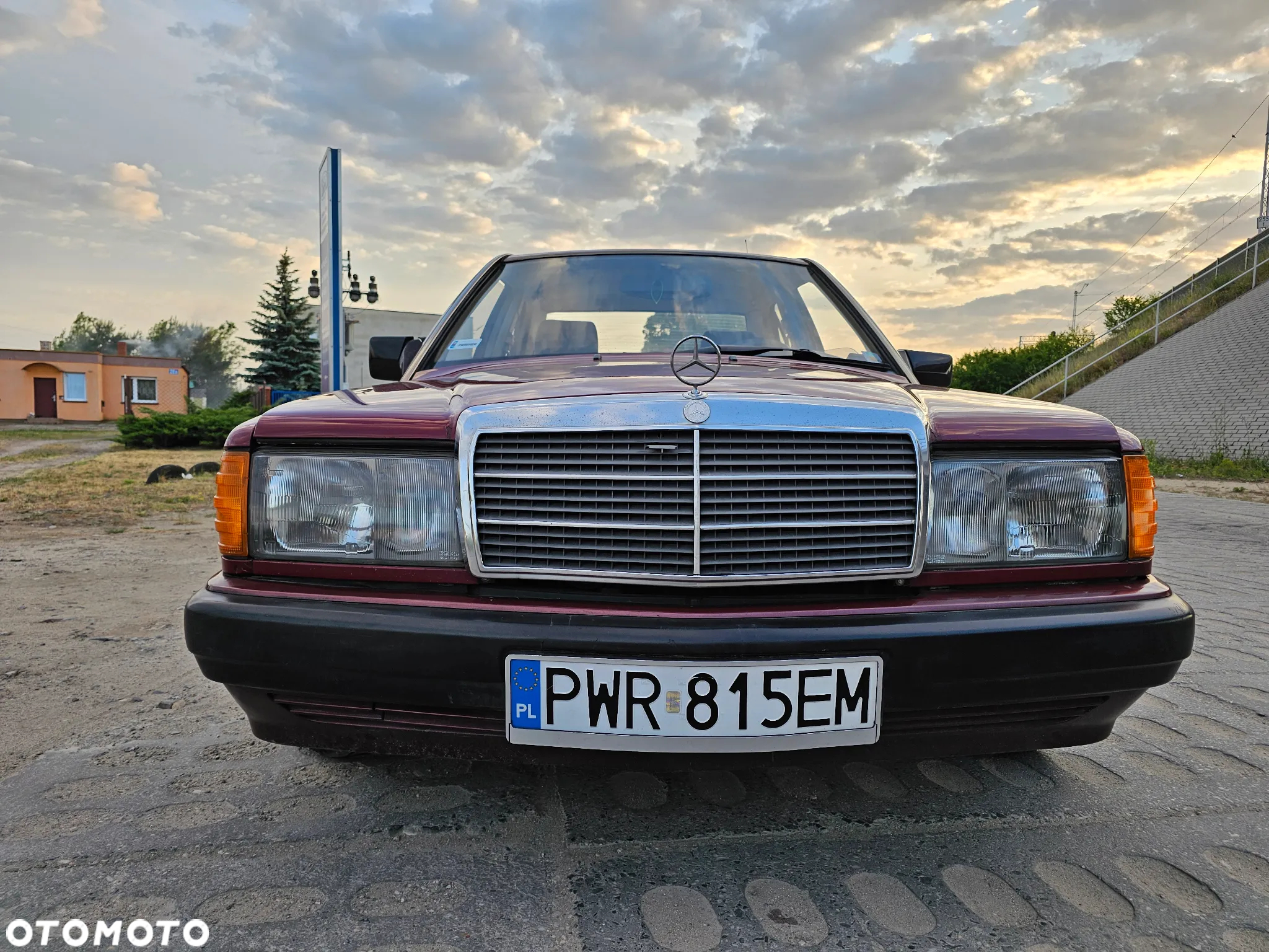 Mercedes-Benz W201 (190) - 17