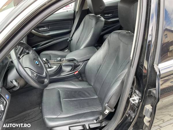 BMW Seria 3 320d Efficient Dynamic Edition Aut. Luxury Line - 11
